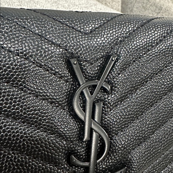 Yves Saint Laurent Black Shoulder Bag - Picture 9 of 13